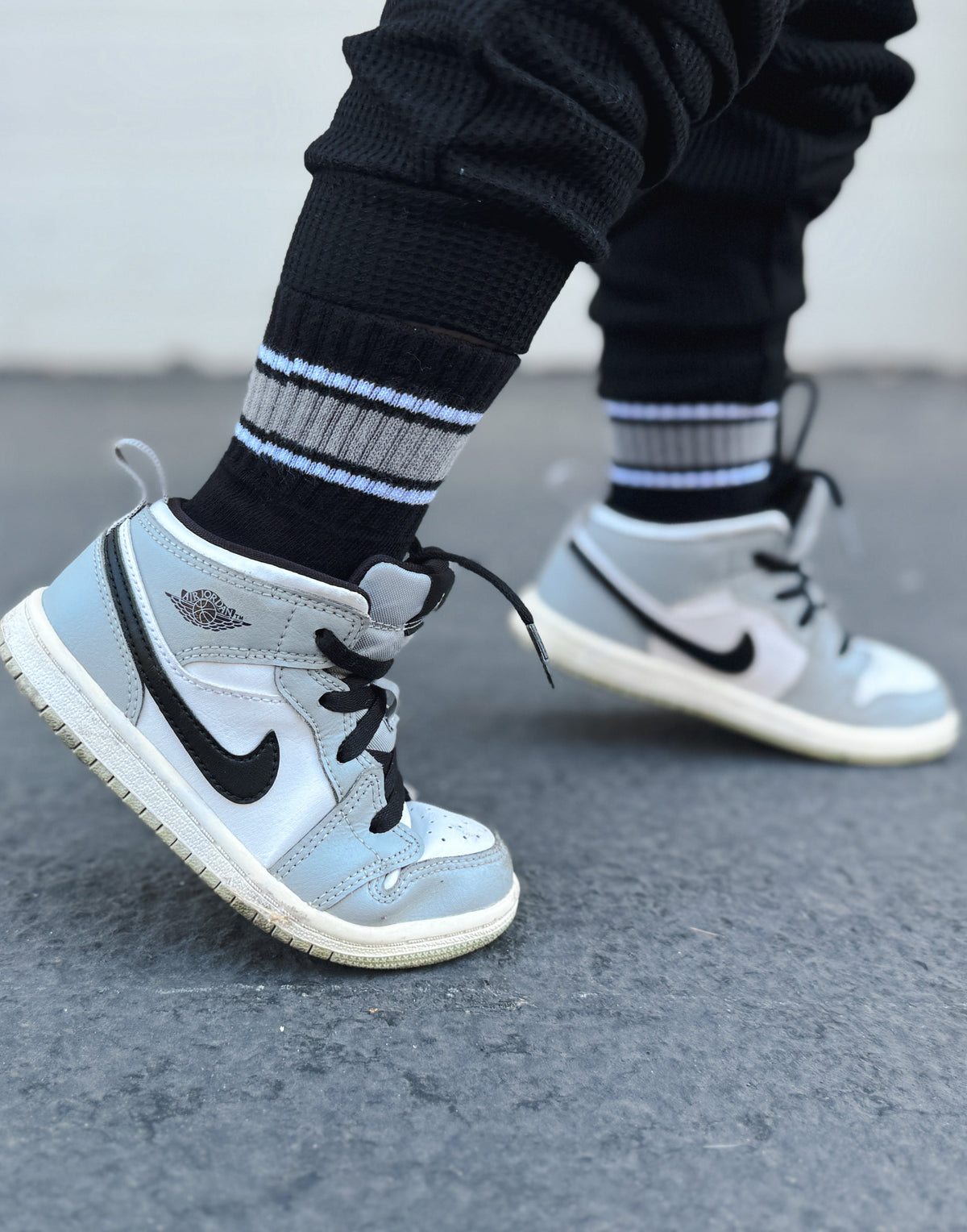 Monochrome Stripe